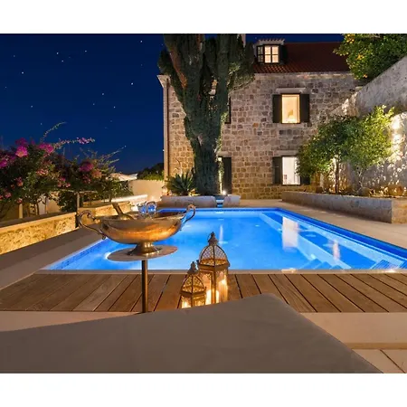 Prázdninový areál Kuca Na Obali Mora U Dubrovniku *