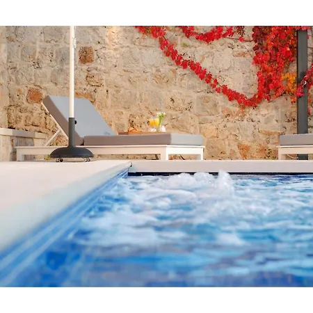 Prázdninový areál Kuca Na Obali Mora U Dubrovniku Dubrovník